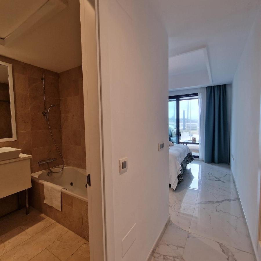 Casares Del Mar Luxury Apartment Málaga Eksteriør billede